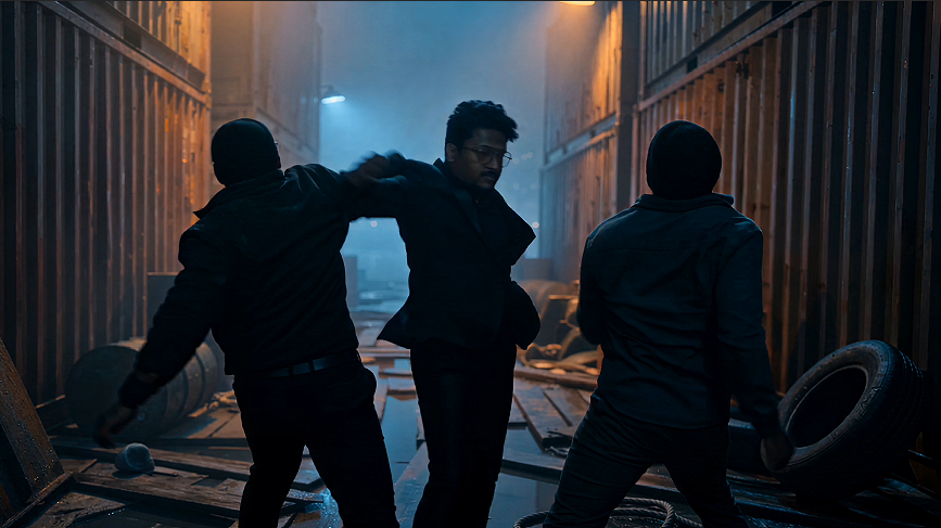 He trained in VR just for this moment... 🤯🔥 #Action #FightScene